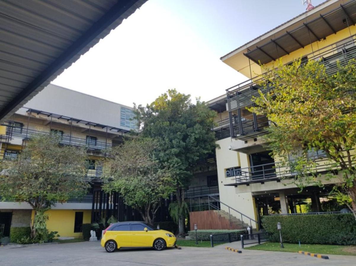 Elite Residence Phitsanulok Sha Buitenkant foto