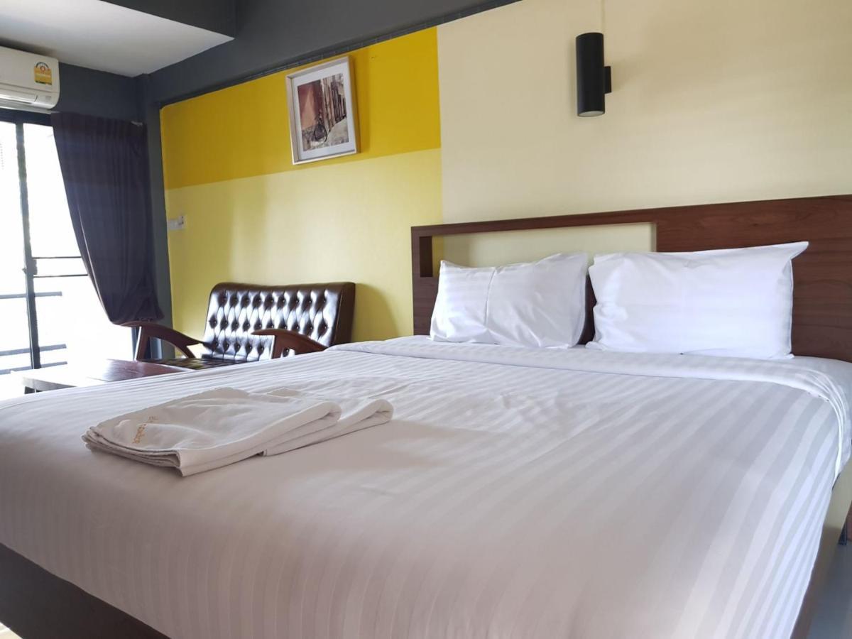 Elite Residence Phitsanulok Sha Buitenkant foto